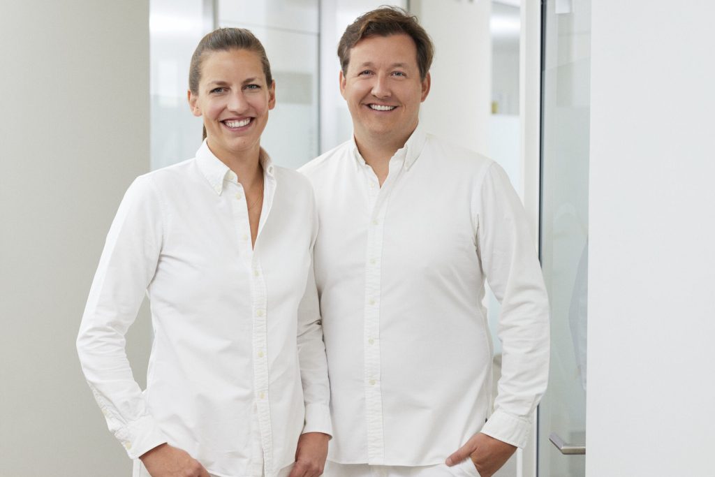 Dr. Sandra Wagner M.Sc. und Dr. Rouven Wagner M.Sc. – Ihre Ansprechpartner für Zahnchirurgie im Raum Unna